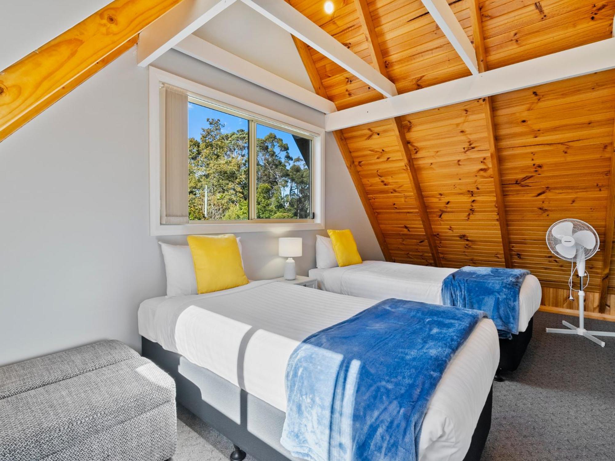 Four Seasons Waterfront Villas Taranna エクステリア 写真